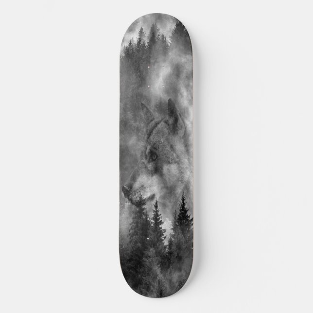 Wolf mountain Skateboard (Front)