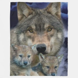 WOLF with 2 CUBS Fleece Blanket
