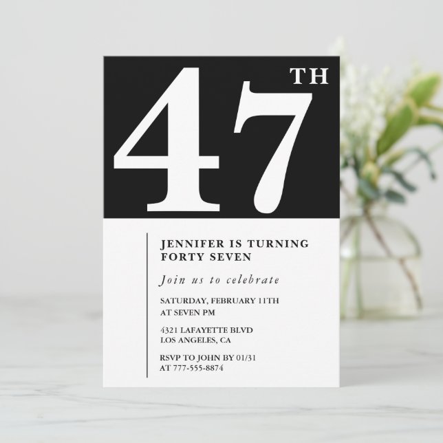 Woman Elegant 47e anniversaire invitation Chic Sim (Debout devant)