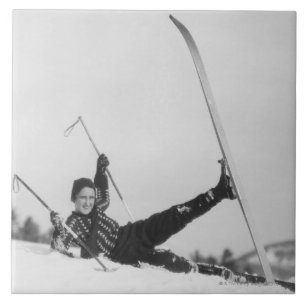 Woman Skier 2 Tile