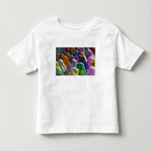 Women in colourful saris gather together toddler t-shirt