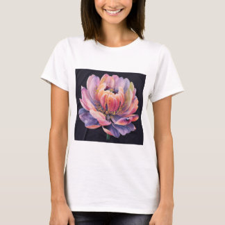 Women t-shirt flower design