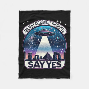 Womens Ancient Astronaut Theorists Say Yes Aliens  Fleece Blanket