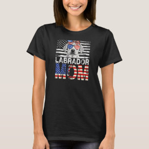 Womens Cool Labrador Mom Usa Flag Patriotic Mother T-Shirt