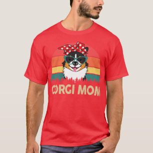Womens Corgi   Black Tricolor Corgi Mom Gifts for  T-Shirt