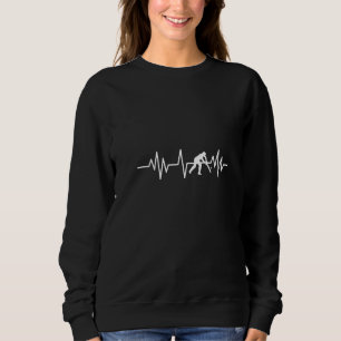 Womens Cricket Player Heartbeat Cricket Athlete Sp Sweatshirt