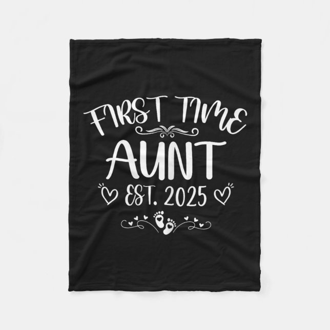 Womens First Time Aunt Est 2025 Soon To Be Mom Mot Fleece Blanket (Front)