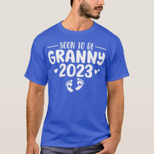 Womens Grandmom 2023 Pregnancy Announcement First T-Shirt