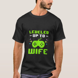 Womens Levelled Up To Wife New Bride Gaming Gamer  T-Shirt