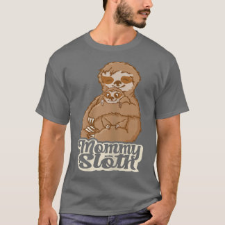 Womens Mommy Sloth  Cute Mom Matching Family  T-Shirt