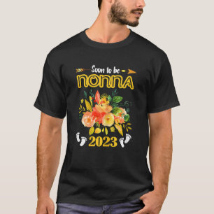 Womens Soon To Be Nonna Est 2023 Pregnancy Announc T-Shirt