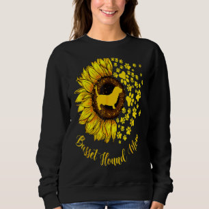 Womens Sunflower Basset Hound Mom Dog Sweatshirt