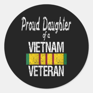 Womens Us Military Family - Proud Daughter Of A Vi Classic Round Sticker
