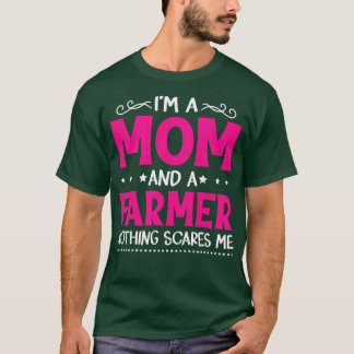 Womens Vintage I'm A Mom And A Farmer Funny Mother T-Shirt