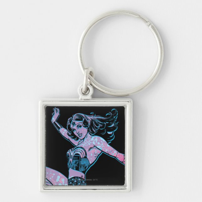 Wonder Woman Colourful Pose Keychain (Front)