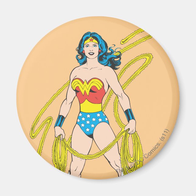 Wonder Woman Holds Lasso 5 Magnet (Front)