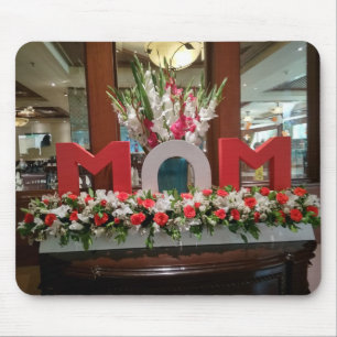 Wonderful Mom in colorful bold flowers with thanks Mouse Pad