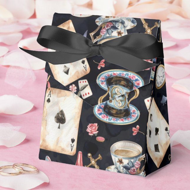 Wonderland Alice Pattern  Favor Box (Wedding)