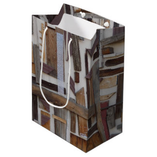 Wood scraps gift bag