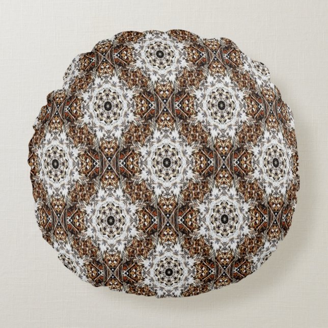 Wood test..... round pillow (Front)