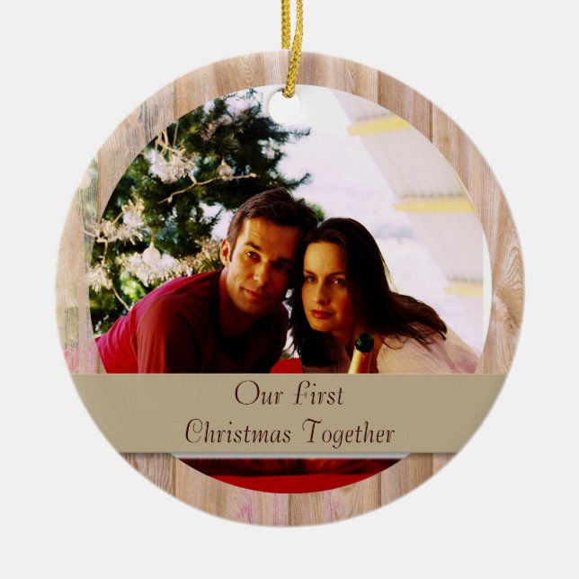 Wooden customizable round photo ornament (Front)
