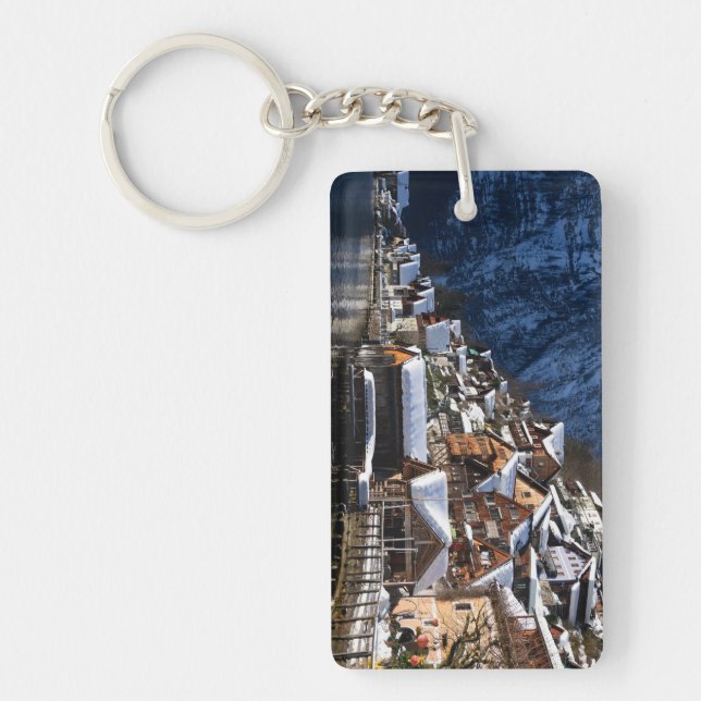 Wooden lakeside houses in Hallstatt, Austria Keychain (Front)