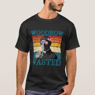 Woodrow Wasted Patriotic Retro Drinking President T-Shirt