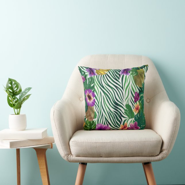 Wooing jungle harmony throw pillow (Chair)