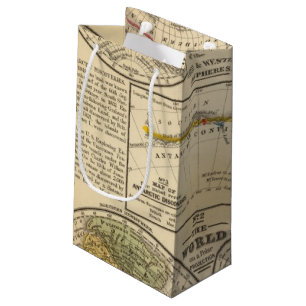 World 7 small gift bag