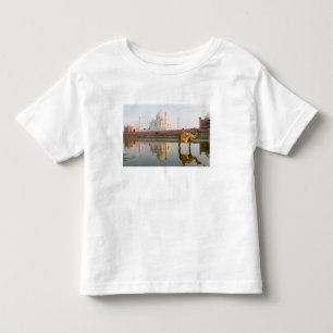 World famous Taj Mahal temple burial site at Toddler T-shirt