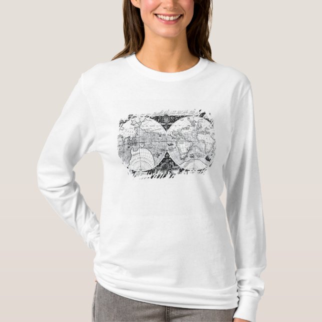 World map T-Shirt (Front)