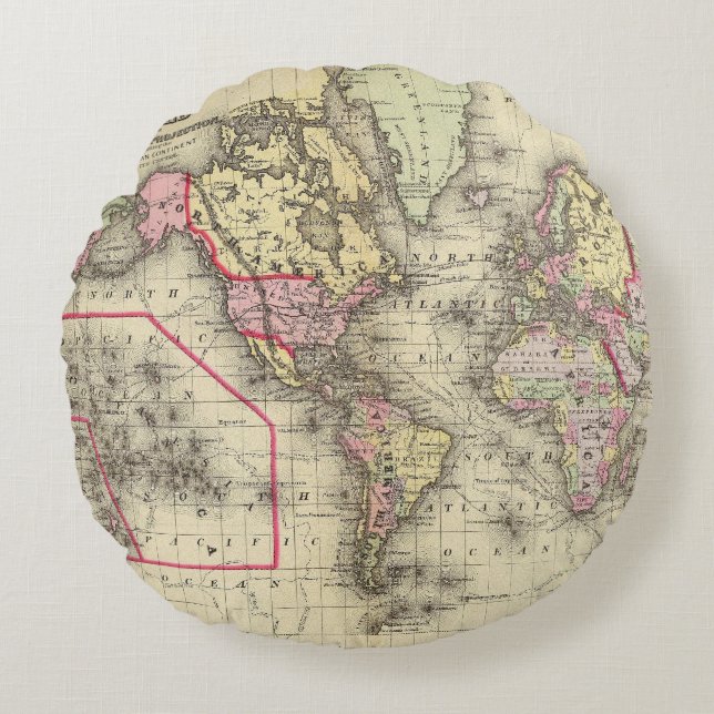 World Mercator proj 2 Round Pillow (Front)