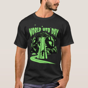 World UFO Day, flying saucer T-Shirt