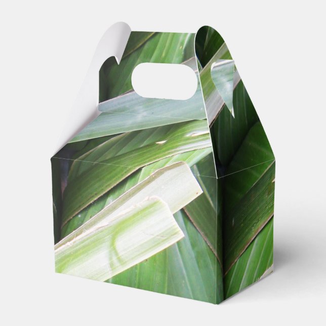 Wrapped Banana Leaf Packets Favor Box (Front Side)