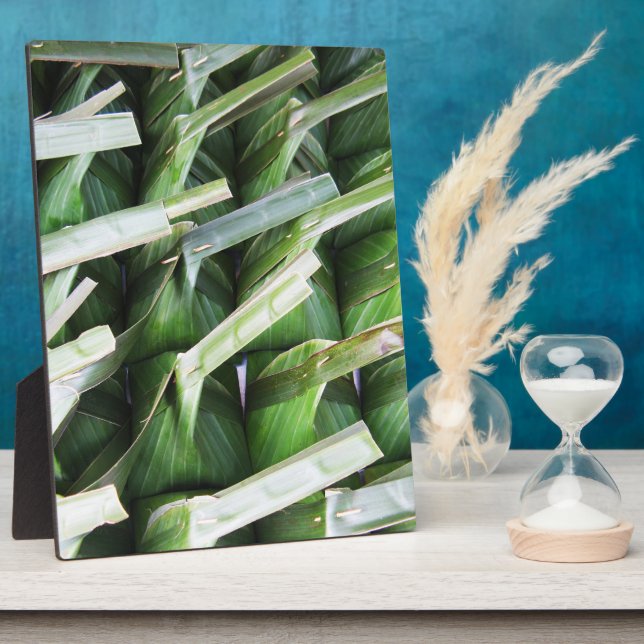 Wrapped Banana Leaf Packets Plaque (Side)