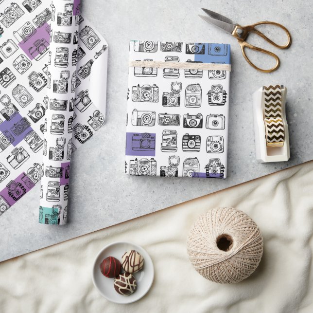 Wrapping Paper - 'Smiles' Through The Years 2 (Crafts)