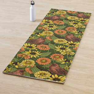 Wrens and flowers on pale yellow yoga mat