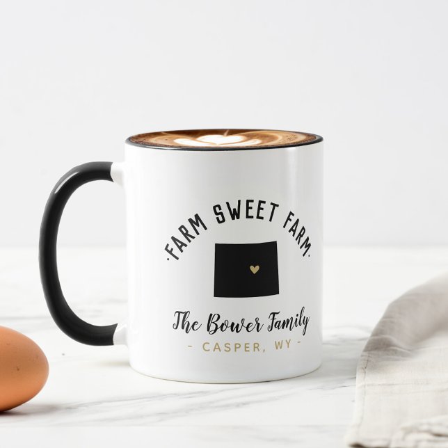 Wyoming Farm Sweet Farm Famille Monogramme Mug (Créateur téléchargé)