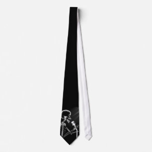 X-RAY SKELETON SINGING ON RETRO MIC - B&W TIE