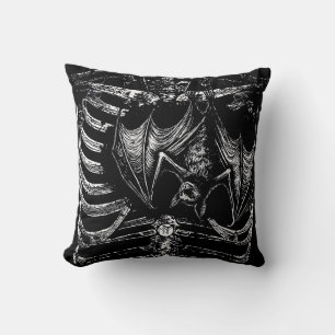 X-Ray Skelett Korpus mit Fledermaus Throw Pillow