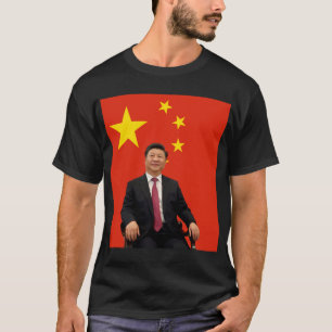 Xi Jinping in front of Chinese Flag family family T-Shirt