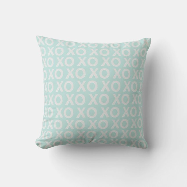 Xo xo hugs and kisses throw pillow (Front)