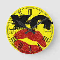 XO XO kiss me retro Clock / Fun Party decor
