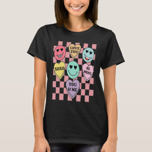XOXO Be Mine Kiss Me Be Mine Groovy Retro Happy Va T-Shirt