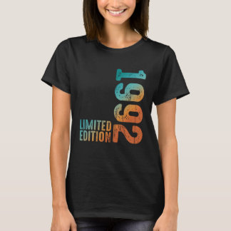 Year 1992 Birth Vintage Aesthetic 1992 Since 1992  T-Shirt