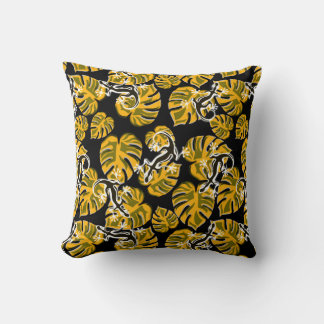 Yellow And Black Pattern - Geckos And Leaves Throw Pillow