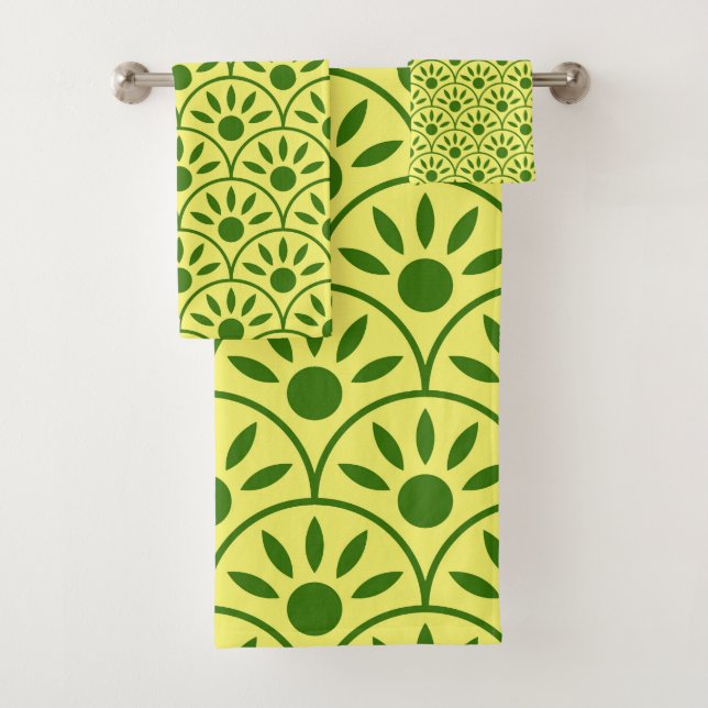 Yellow And Green Print Bath Towel Set (Insitu)