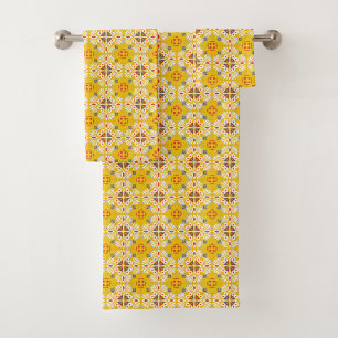 Yellow and white patterned floral bath towel set
