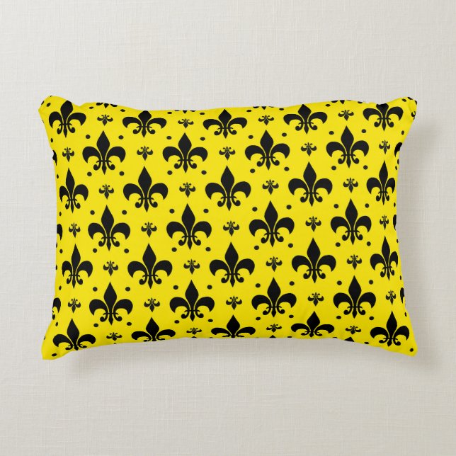 Yellow Background Fleur-de-lis Pattern Design  Accent Pillow (Front)