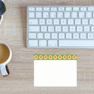 Yellow Dahlia Floral Pattern on Green Border Post-it Notes